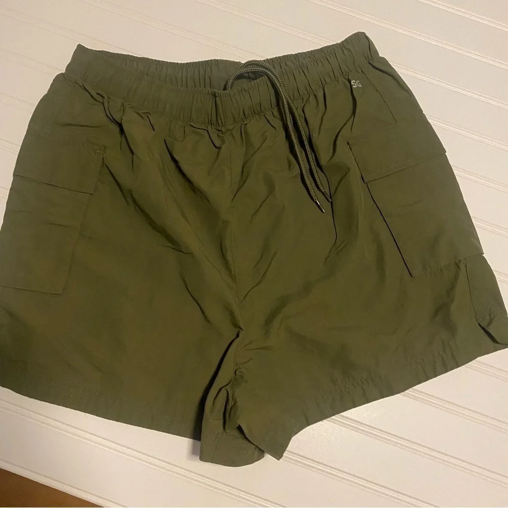 DSG Women’s Olive Shorts with Pockets and Drawstring Size Medium